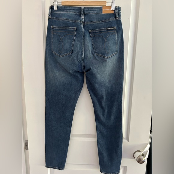 CALVIN KLEIN High Rise Skinny Stretch Jeans - Picture 5 of 7
